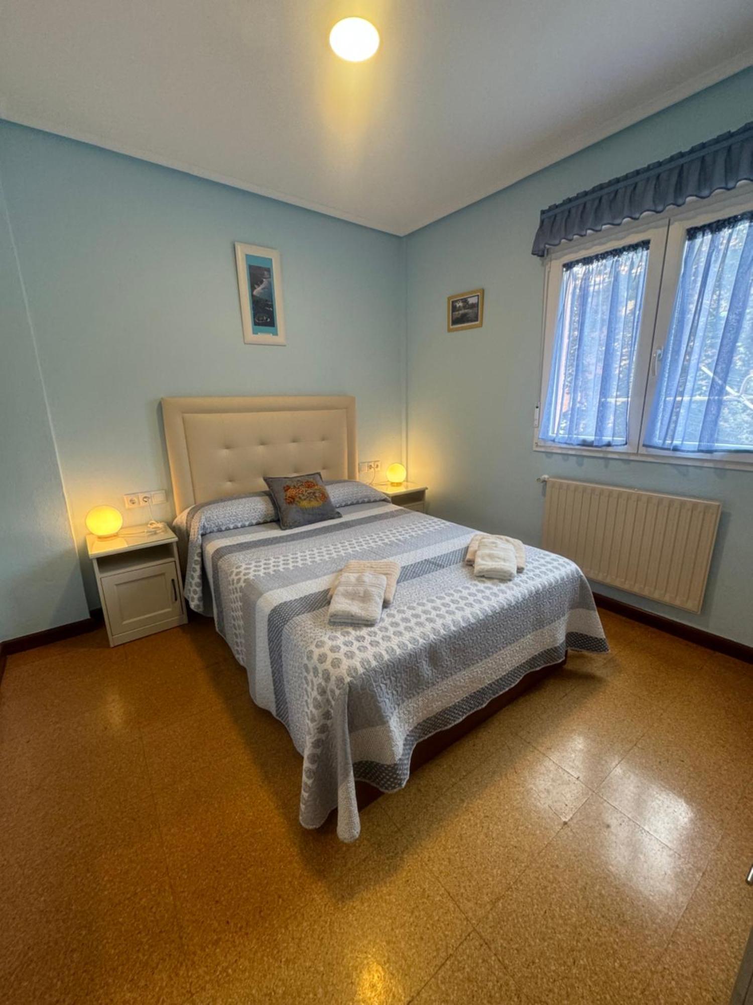 Apartamento En Llanes Con Plaza De Garaje Cubierta Exterior photo